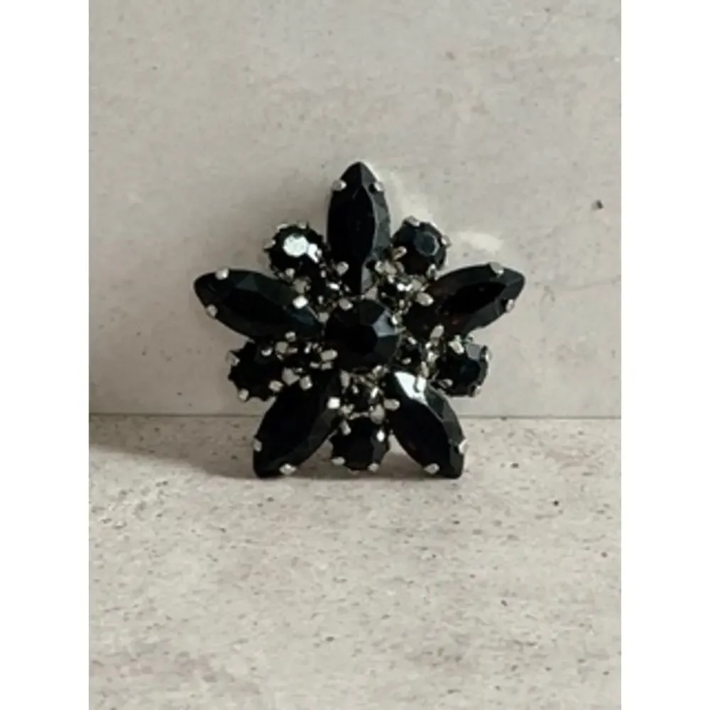 Vintage Black Rhinestone Floral Starburst Brooch Silver Tone Statement Pin